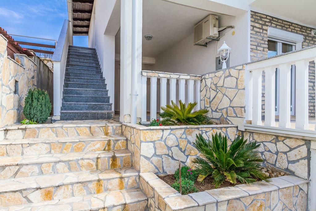 Apartmani Bregovec Maslenica Ngoại thất bức ảnh